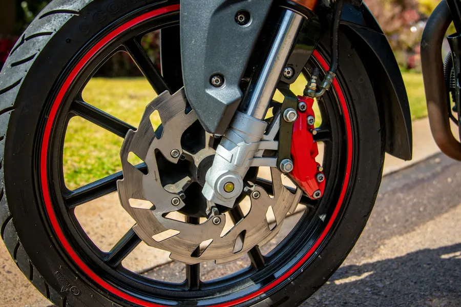 Guida pratica per un registro di manutenzione moto impeccabile: i segreti per un'efficienza duratura